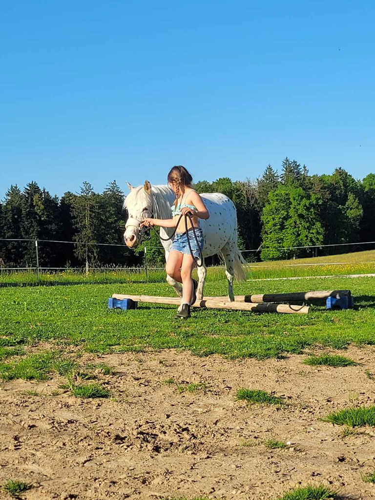 Kind mit Pferd